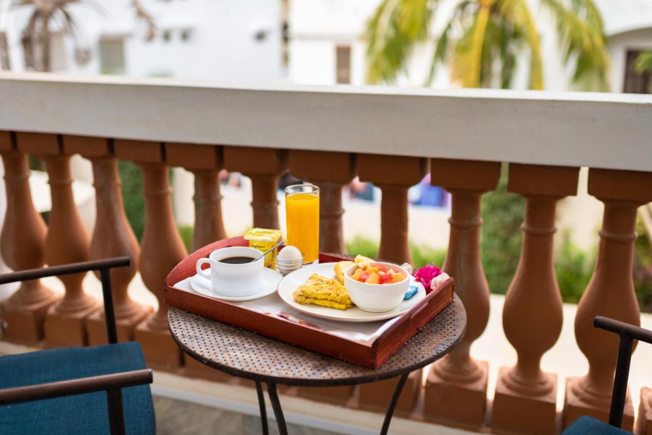 Le Lodge Des Almadies Dakar Ngoại thất bức ảnh
