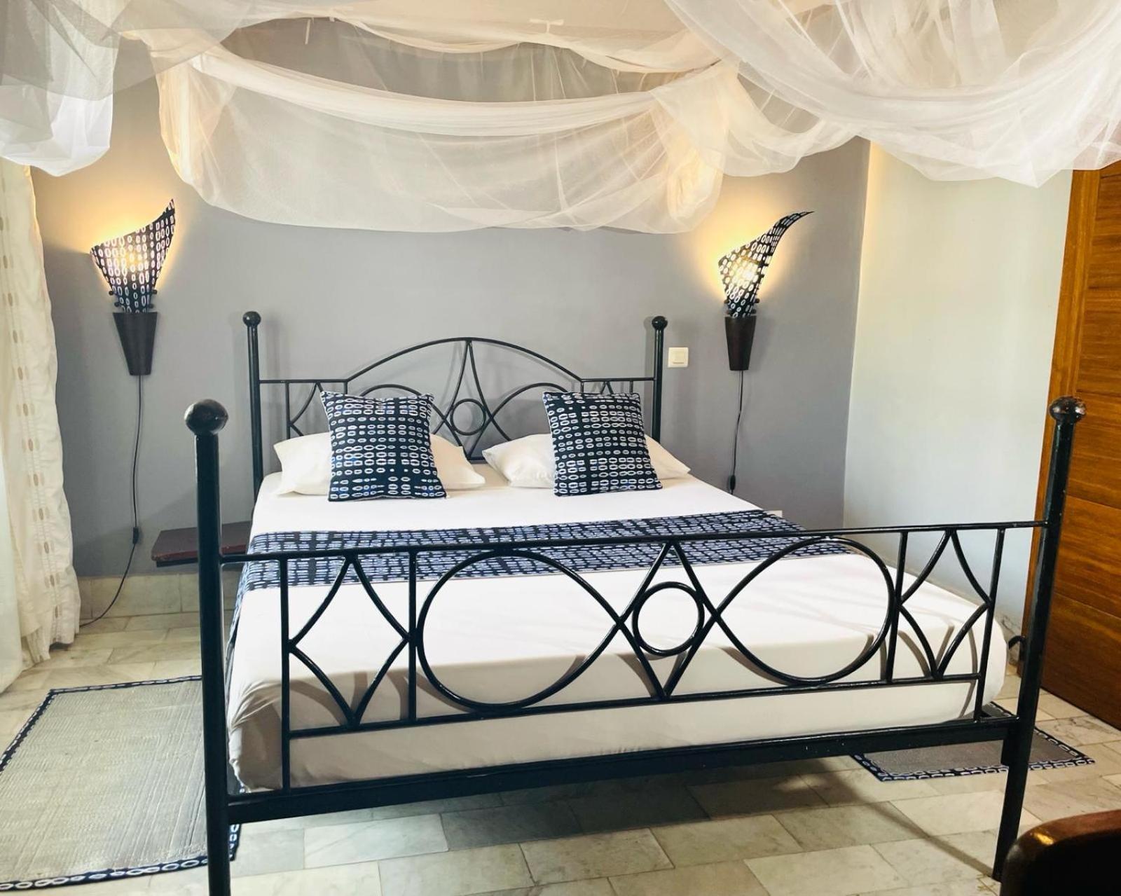 Le Lodge Des Almadies Dakar Ngoại thất bức ảnh