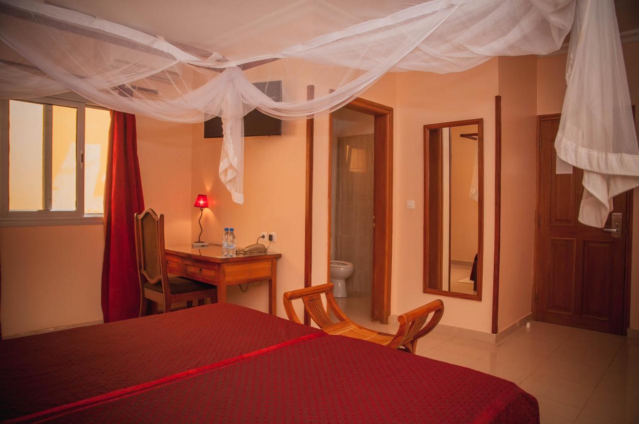 Le Lodge Des Almadies Dakar Ngoại thất bức ảnh